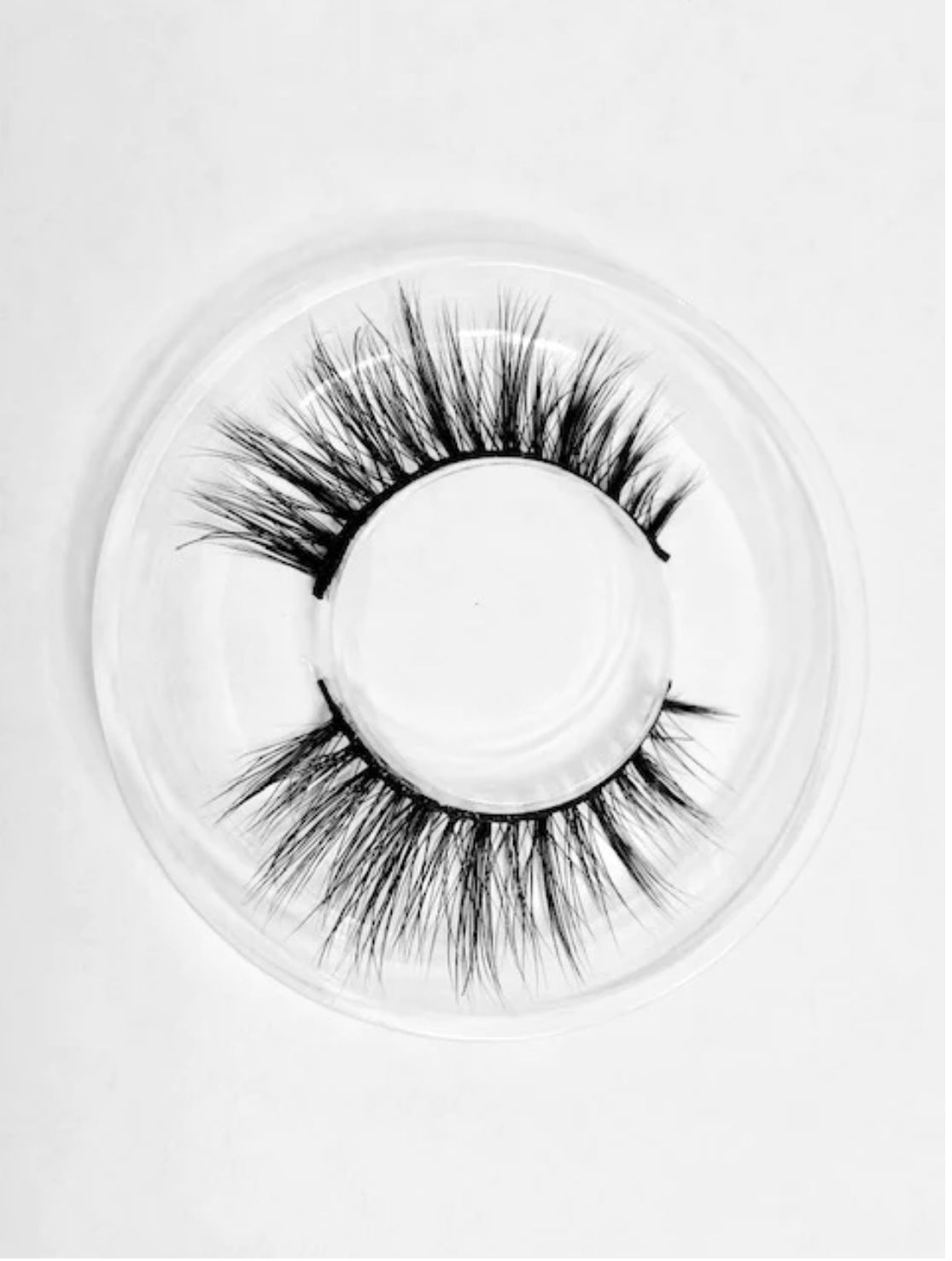 Lola Lashes